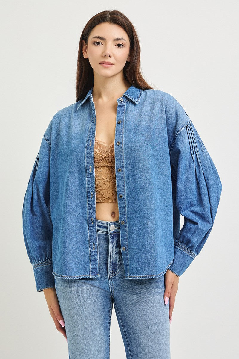 Risen balloon sleeve denim shirt outfit