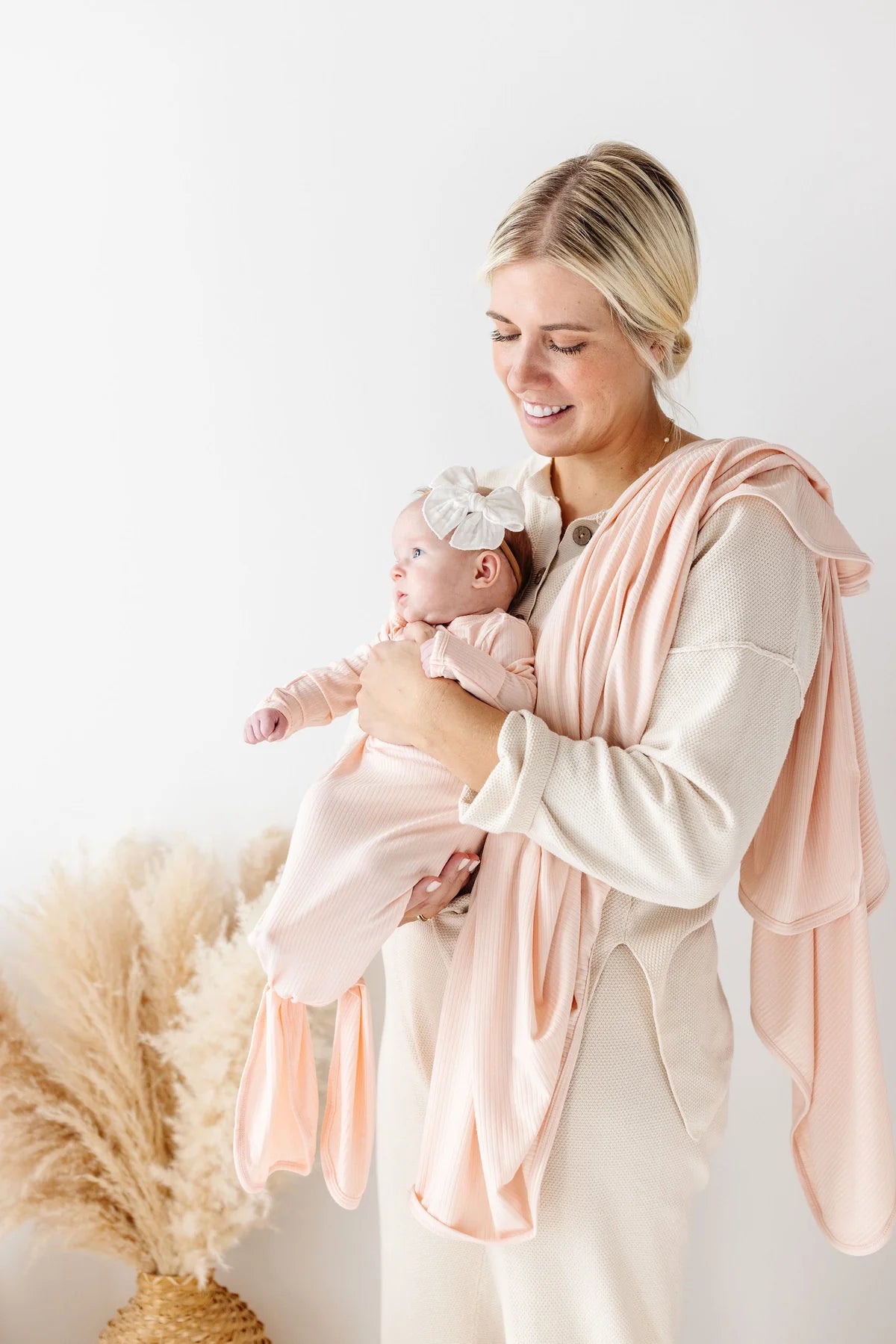 Rosie Ribbed Swaddle Blanket
