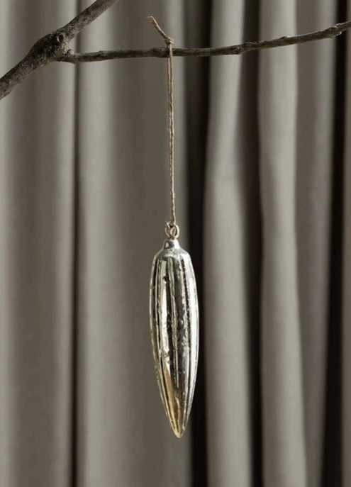 Norynne Risa Ornament