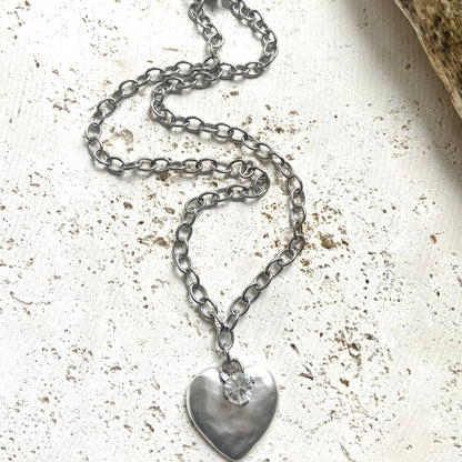 Hammered heart necklace boutique jewelry salon spa uno