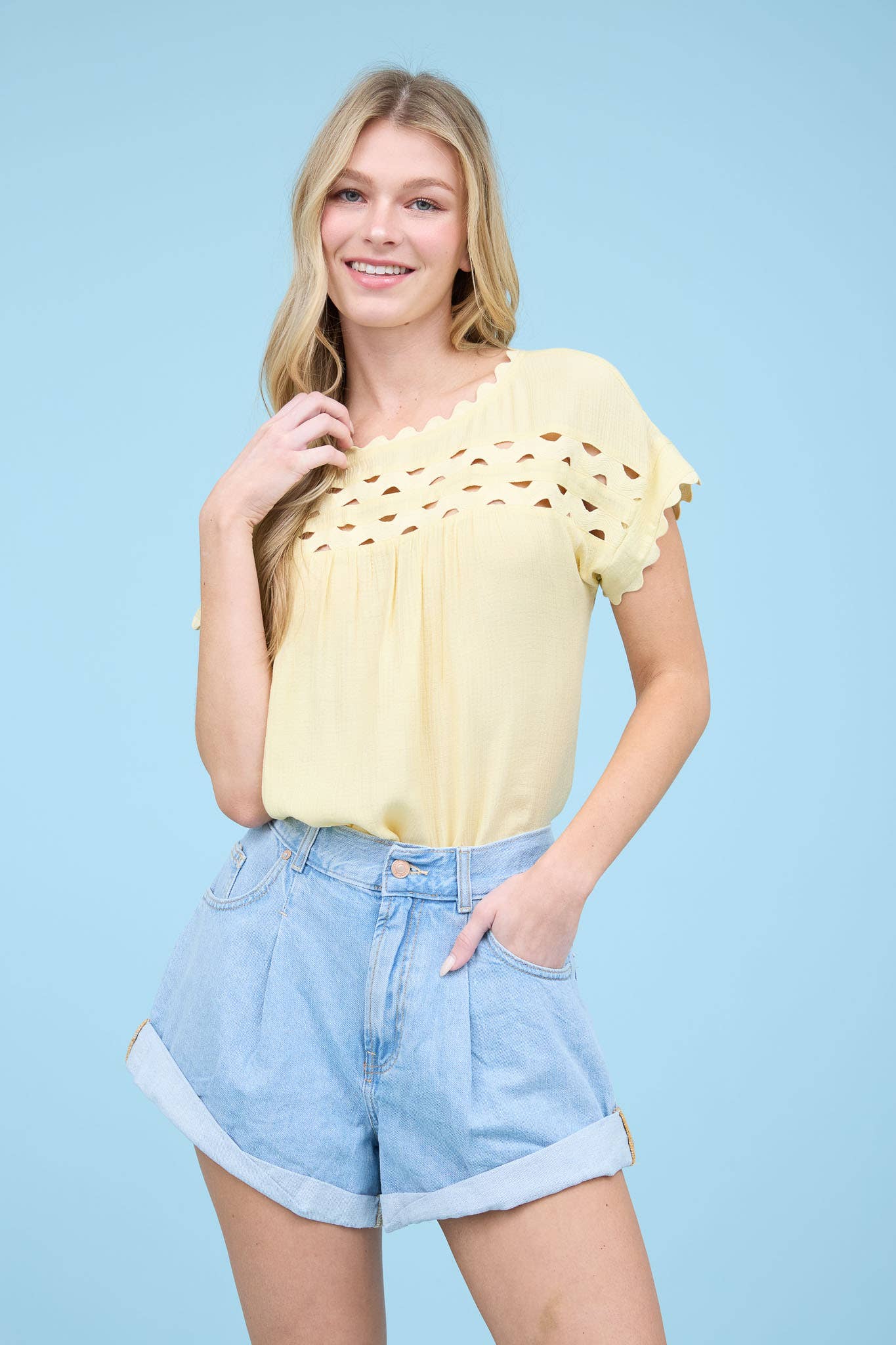SCALLOP TRIM CUT-OUT SHORT SLEEVE BLOUSE