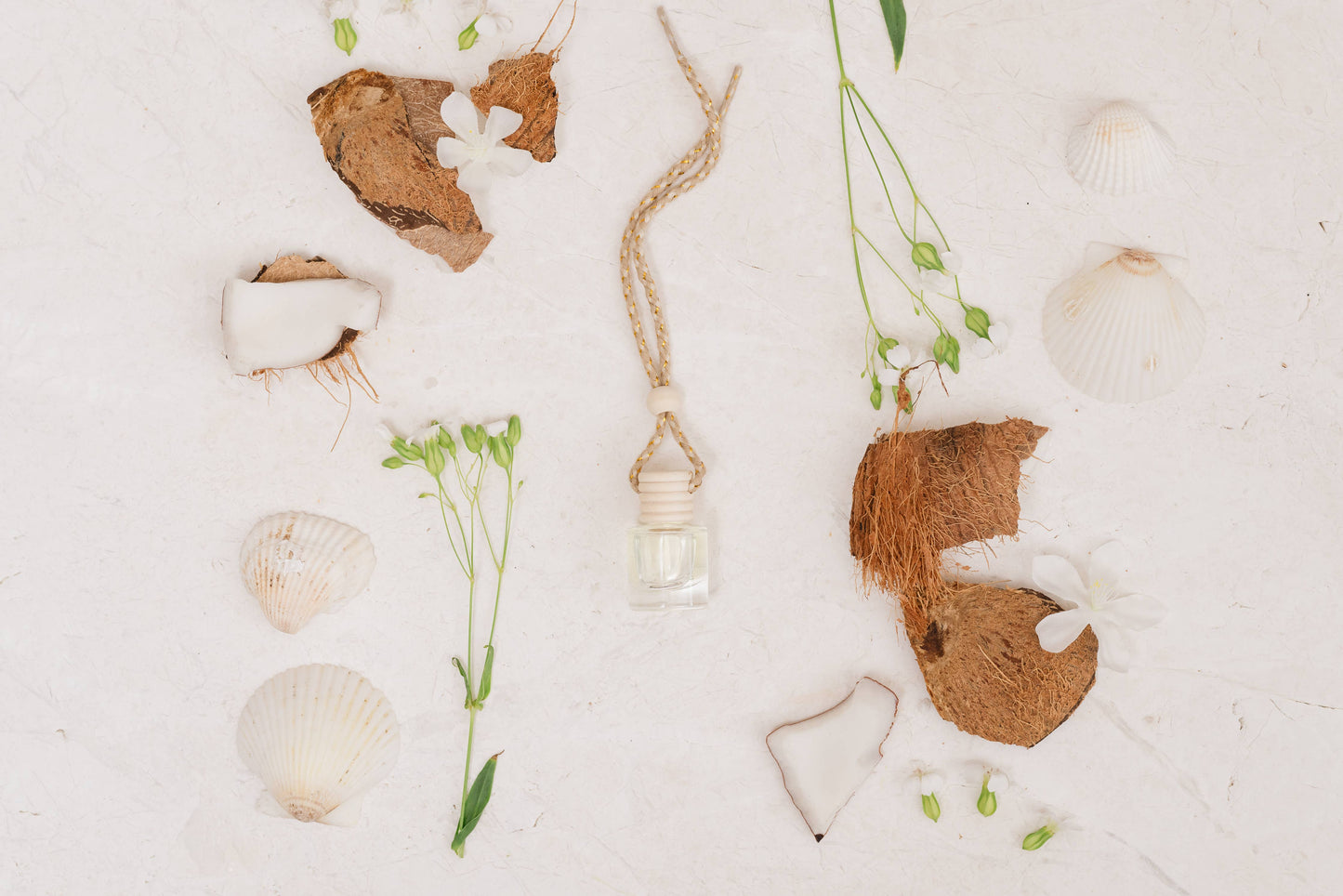 White Lotus Car Diffuser – Coconut, Sandalwood & Amber
