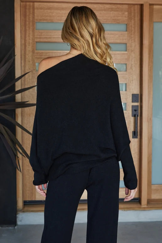 Asymmetrical Sweater - Black