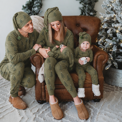 Woman's Holiday Thermal PJ & Cap Set-Twinkle Tree