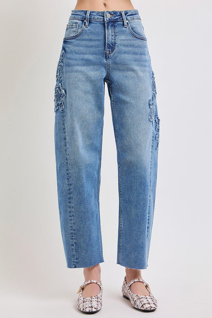 Risen medium wash barrel jeans detail