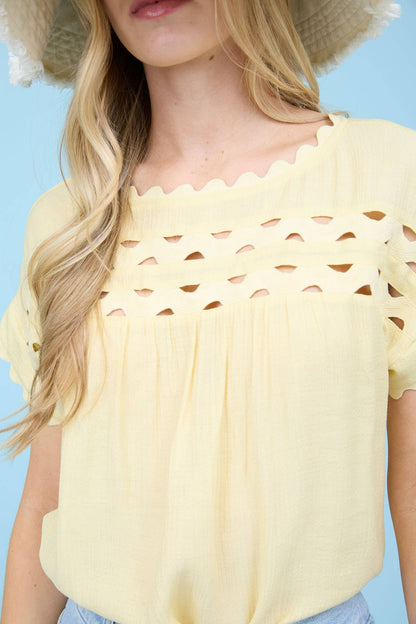 SCALLOP TRIM CUT-OUT SHORT SLEEVE BLOUSE