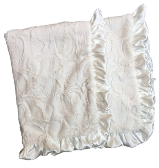Classic Luxe Cuddle Blanket - Ivory