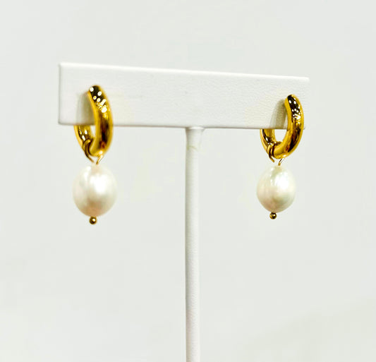 Rose Hoop With Pearl