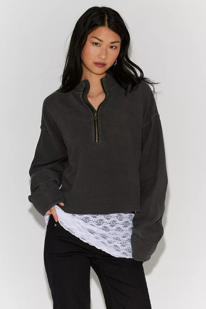 Celeste Quarterzip in Black