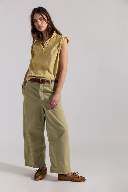 Laydown Chino in Aloe
