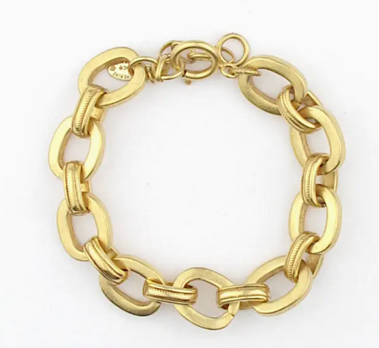 La Vie Parisienne  Oval Linked Gold Bracelet