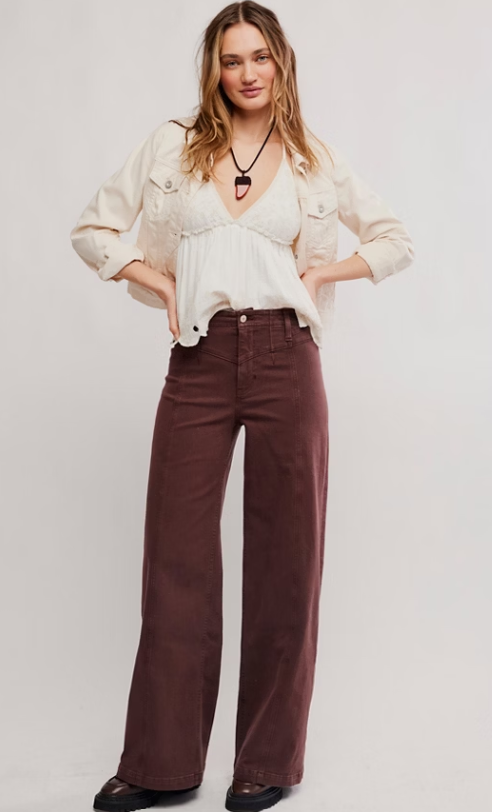 Libre Wide Leg Jeans in Rum Running