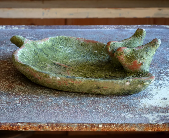 Aged Garden Leaf Bird Feeder