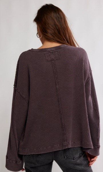 Dawson Pocket Thermal in Chocolate Grape Long Sleeve