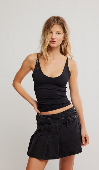 SEAMLESS V-NECK CAMI