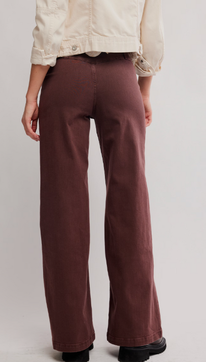 Libre Wide Leg Jeans in Rum Running