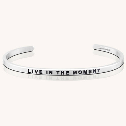 MantraBand Live in the Moment bracelet in gold | Pencie & Ginger