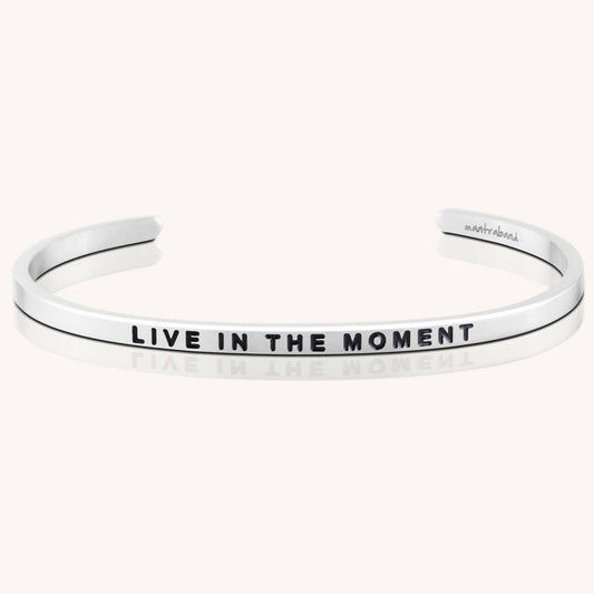 MantraBand Live in the Moment bracelet in gold | Pencie & Ginger