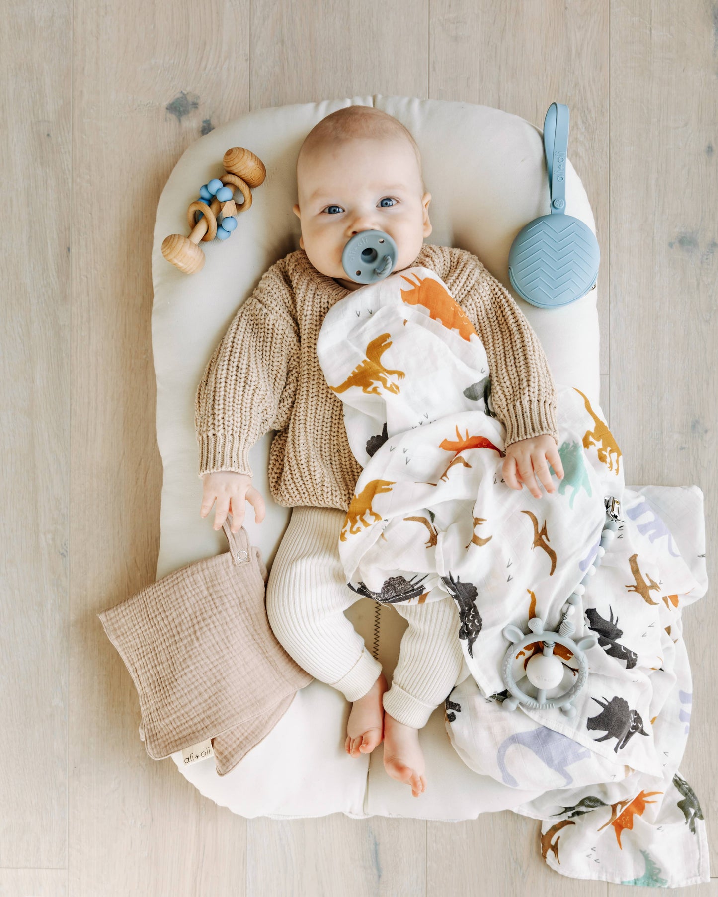 Muslin Swaddle Blanket - Dinosaurs