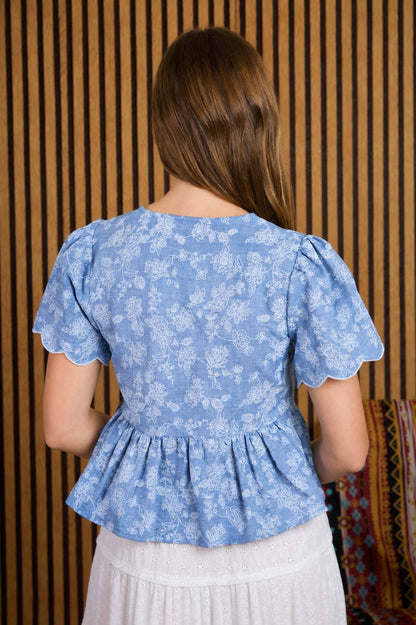 FLORAL EMBROIDERY FRONT TIE SCALLOPED PEPLUM TOP